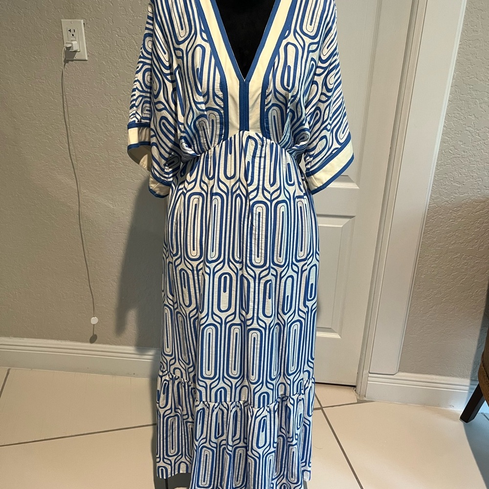 entro Blue and White Geometric V-Neck Maxi Dress